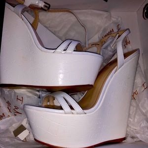 BEBE WEDGE HEELS